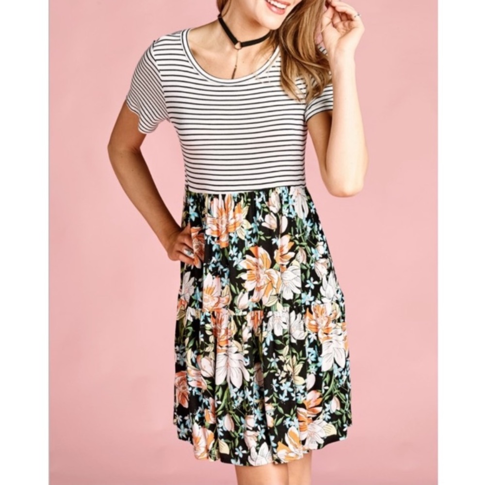 NEW Misty Pearl Striped & Floral Dress